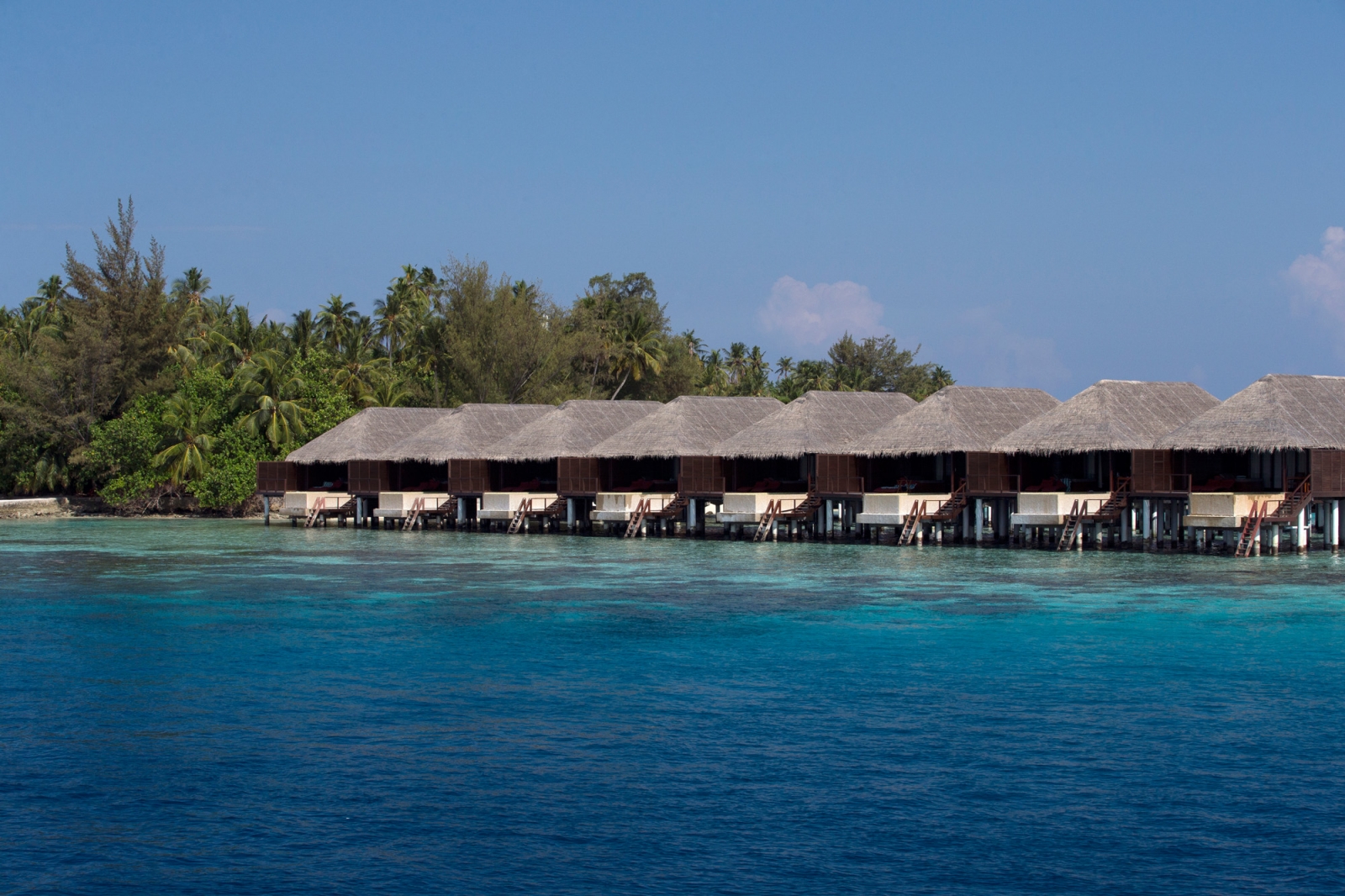 content/hotel/Coco Bodu Hithi/Accommodation/Water Villa/CocoBodu-Acc-WaterVilla-03.jpg
